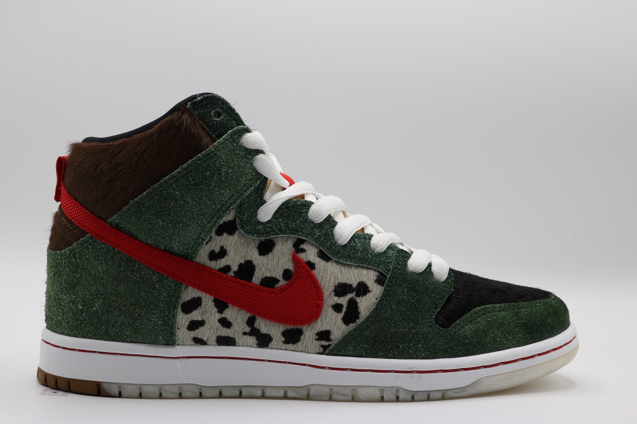 Nike SB Dunk Dog Walker